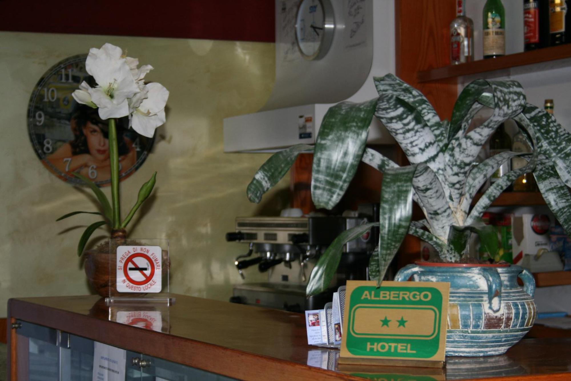 Hotel Maria Luisago Zewnętrze zdjęcie