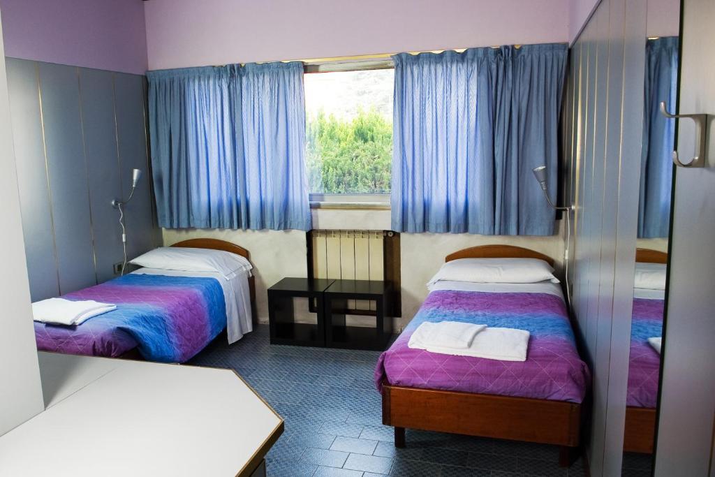 Hotel Maria Luisago Pokój zdjęcie